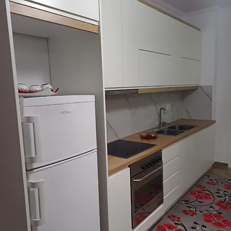 Brisi * Sarandë